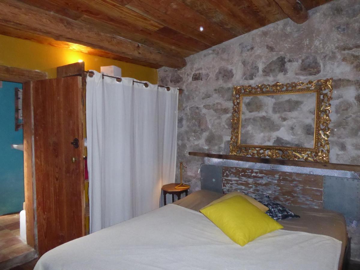 Maison Dans Jardin Villeseque-des-Corbieres Exteriör bild